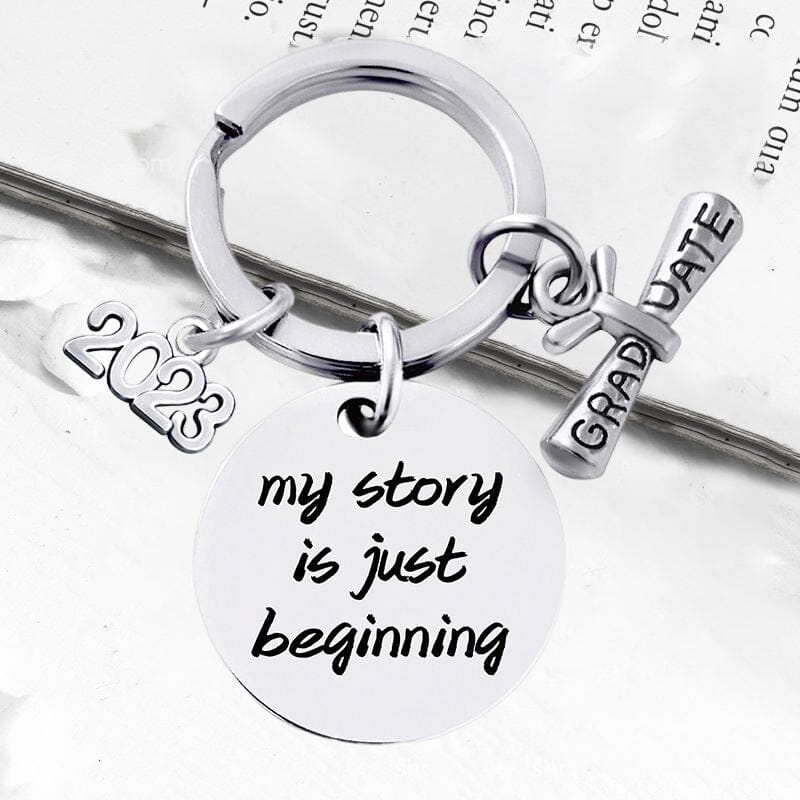 Custom Personalized 2023 Graduation Season Metal Keychain Gift with gift box