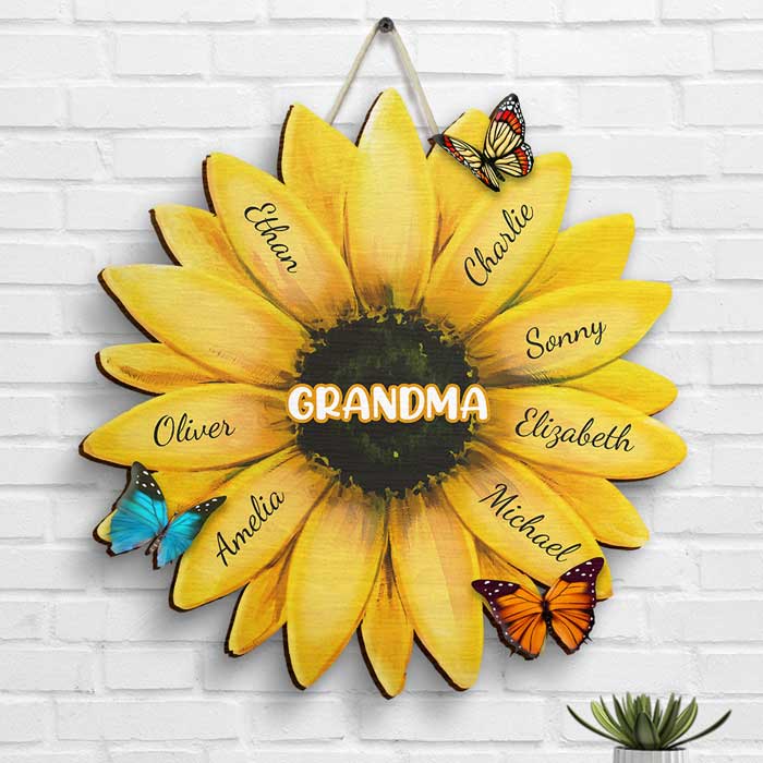 Nana, Grandma Family Sunflower - Gift For Grandma, Mom - Personalized Shaped Wood Sign