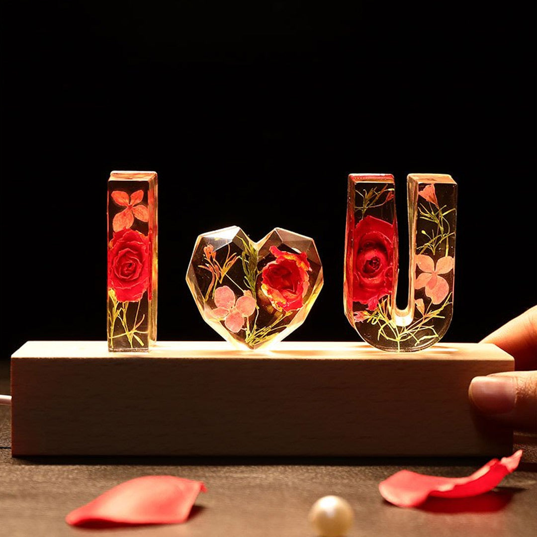 Dried Flowers Resin Letter Lamp - HANDMADE